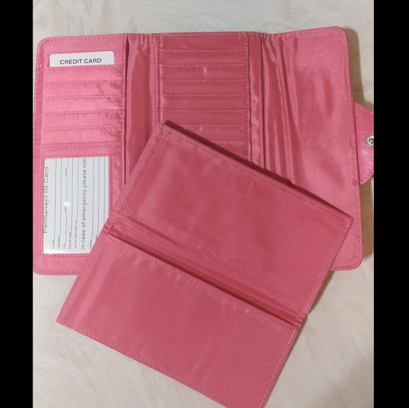 Hot Pink Wallet - Picture 4 of 4